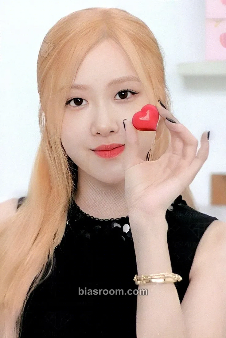 Rosé BPTG - Lovely Valentine's Edition Photocard - BLACKPINK - BLACKPINK K-pop photocard
