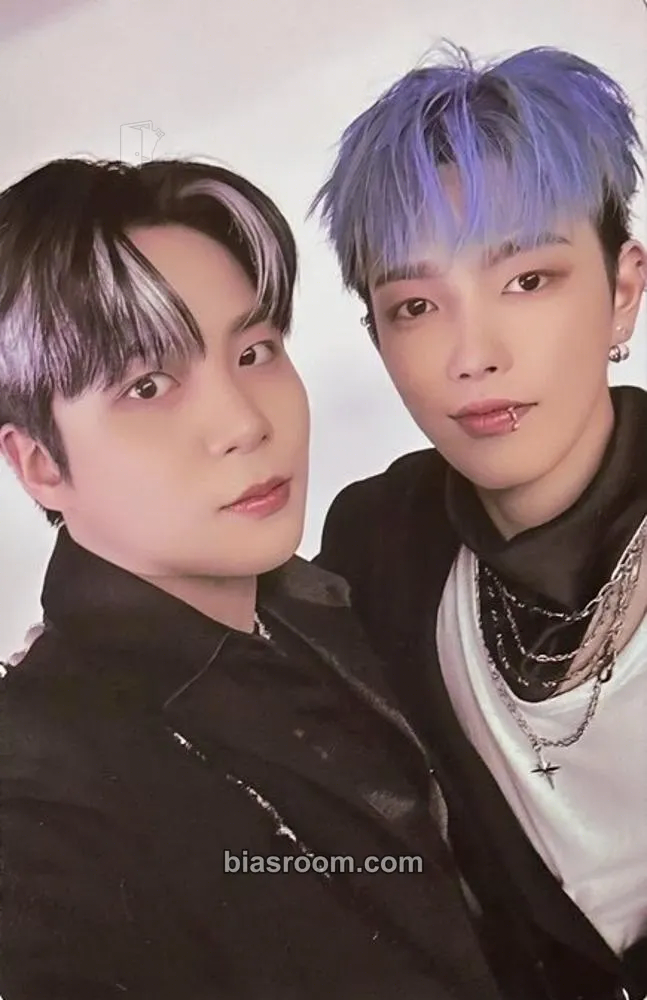 THE WORLD EP.2 : OUTLAW Photocard - ATEEZ - ATEEZ K-pop photocard