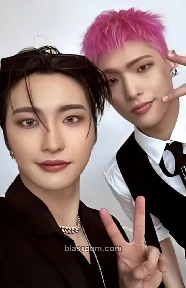 THE WORLD EP.2 : OUTLAW Photocard - ATEEZ - ATEEZ K-pop photocard