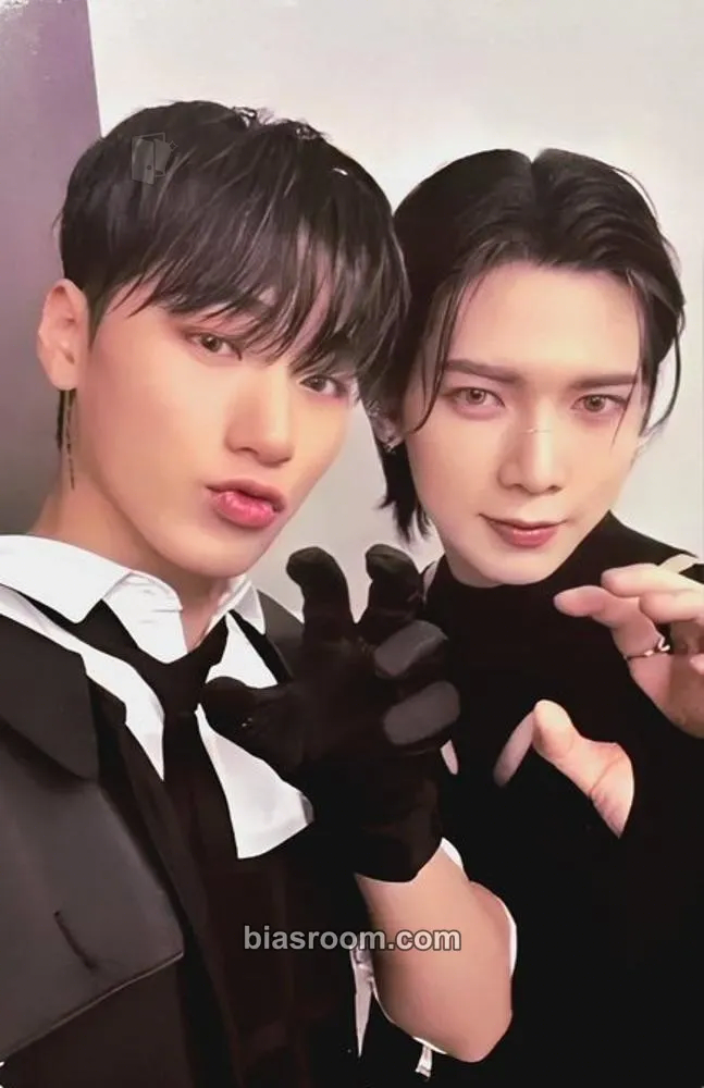 THE WORLD EP.2 : OUTLAW Photocard - ATEEZ - ATEEZ K-pop photocard