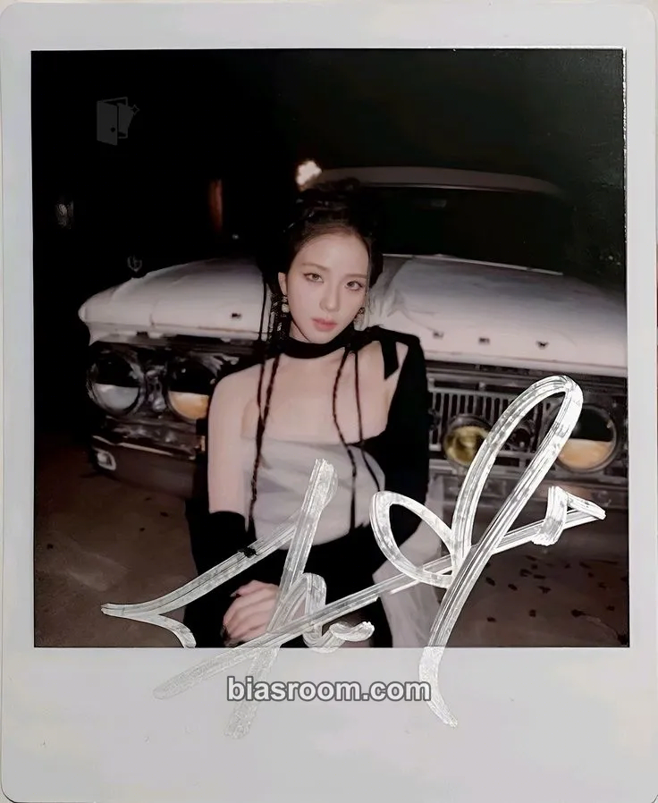 Jisoo Jisoo 'LIGHTS, LOVE, ACTION' Solo Tour Photocard - BLACKPINK - BLACKPINK K-pop photocard