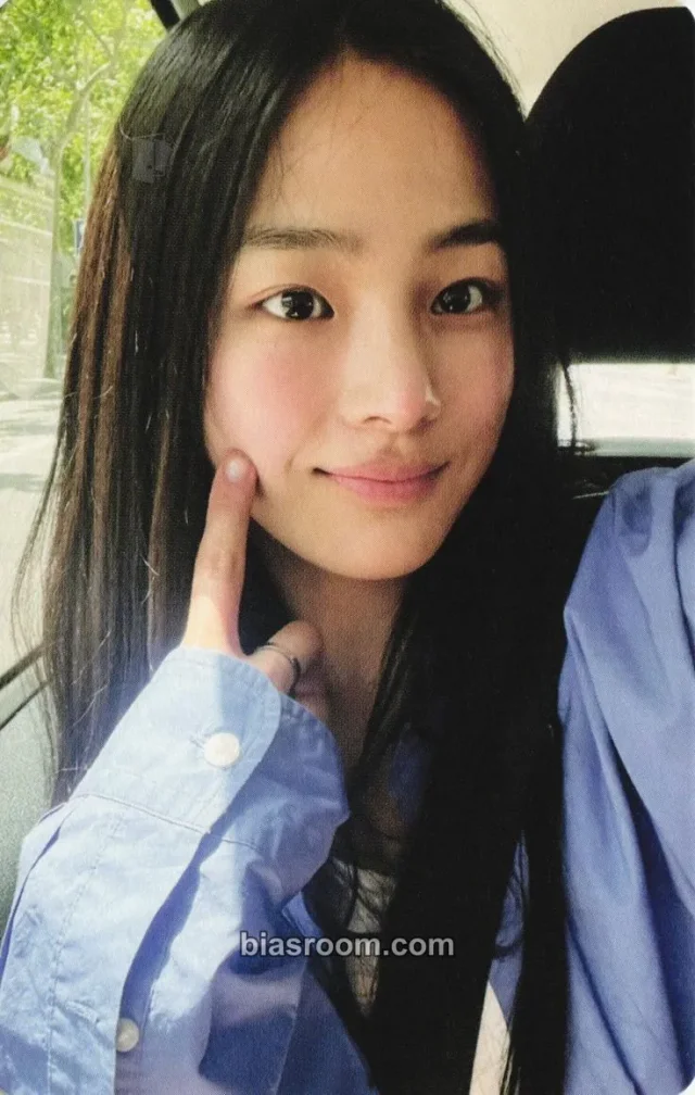 NewJeans - Minji - New Jeans Album album photocard minji version