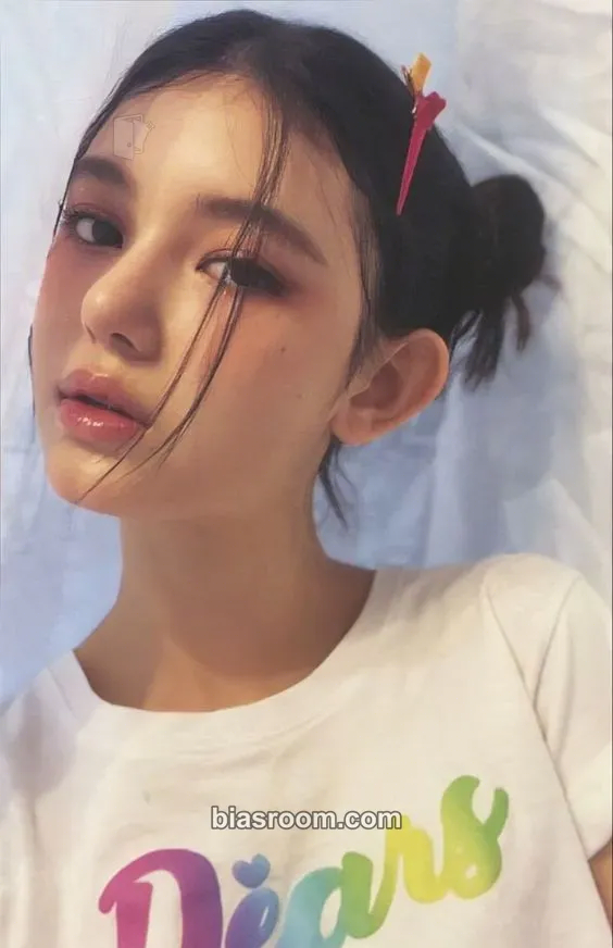 Danielle NewJeans 1st EP “New Jeans” Photocard - NewJeans - NewJeans K-pop photocard