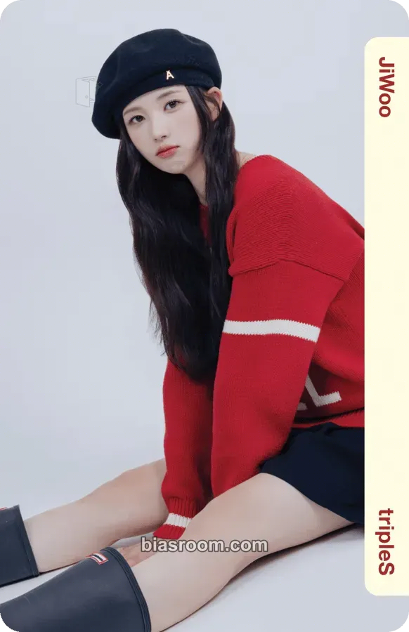 Jiwoo Ever01 Physical Objekts Photocard - tripleS - tripleS K-pop photocard