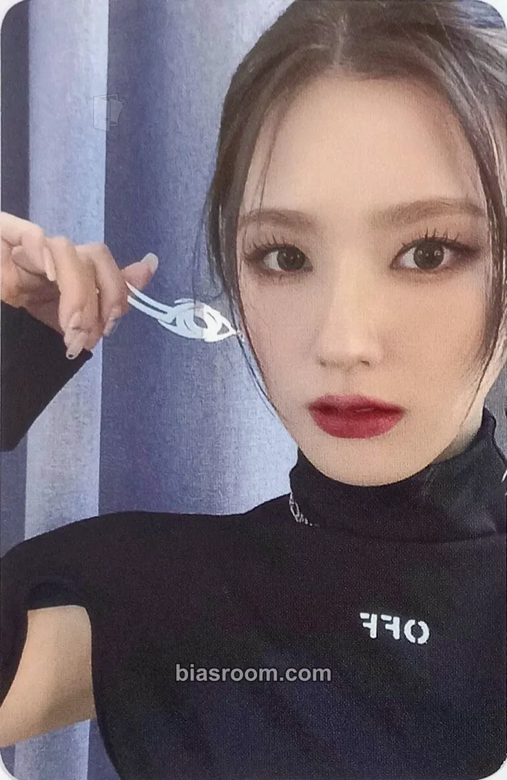 Miyeon I Never Die Photocard - i-dle - i-dle K-pop photocard