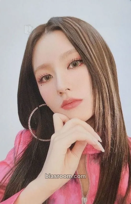 Miyeon I Never Die Photocard - i-dle - i-dle K-pop photocard
