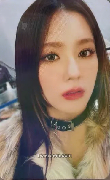 Miyeon I Never Die Photocard - i-dle - i-dle K-pop photocard