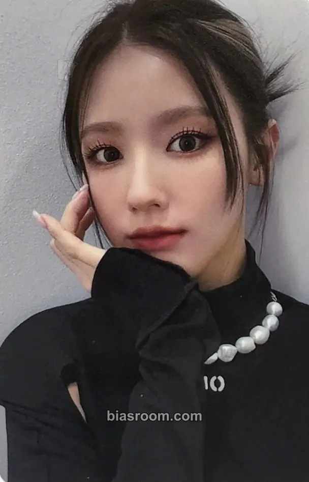 Miyeon I Never Die Photocard - i-dle - i-dle K-pop photocard