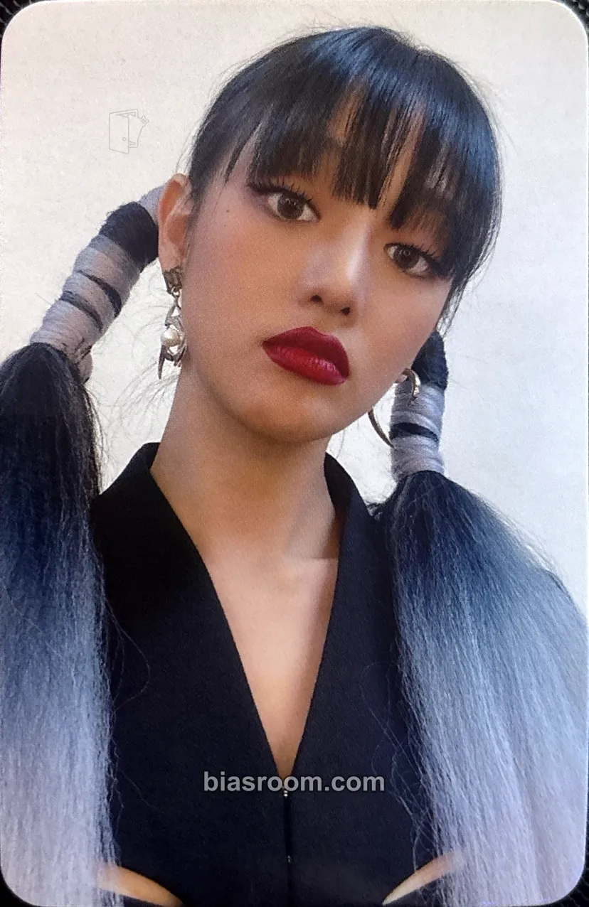 Minnie I Never Die Photocard - i-dle - i-dle K-pop photocard