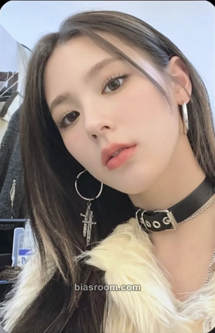 Miyeon I Never Die Photocard - i-dle - i-dle K-pop photocard