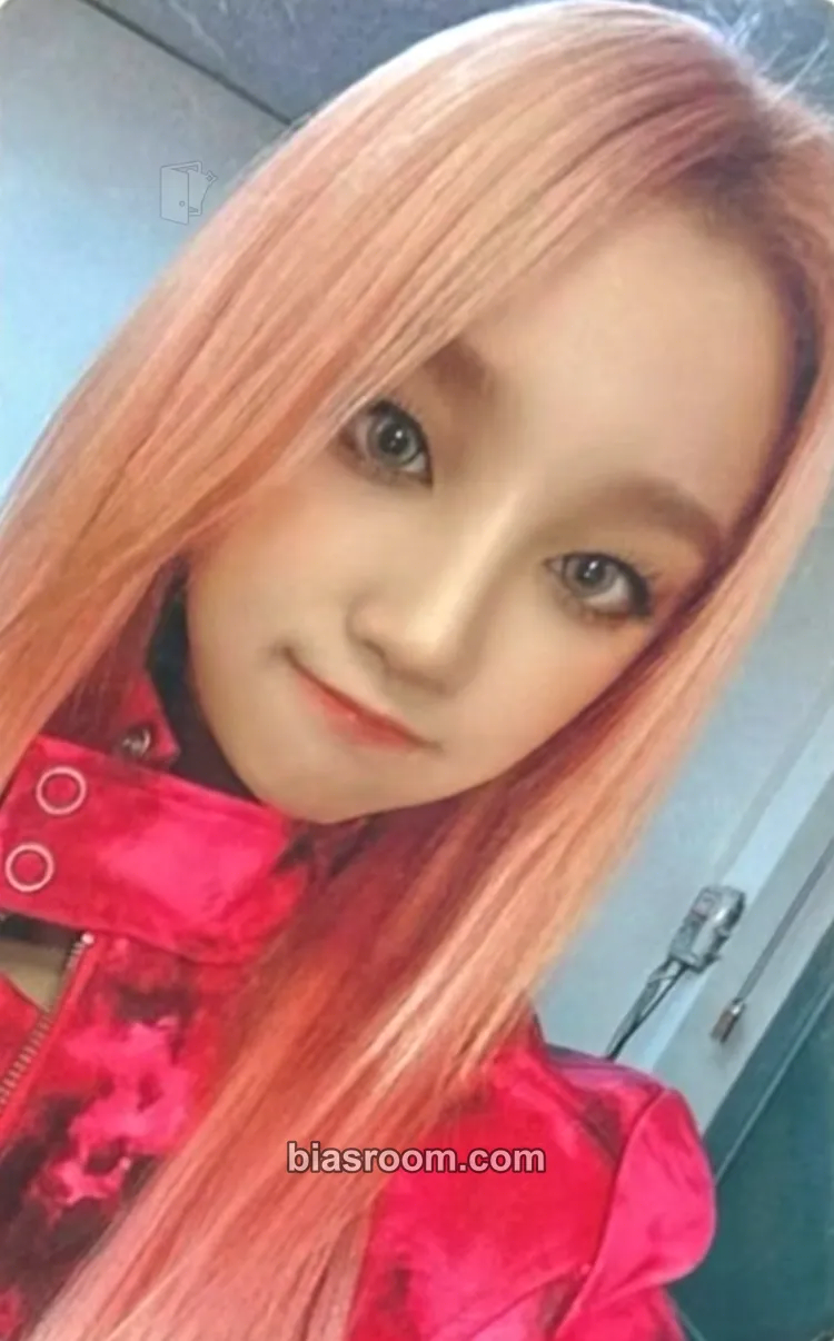 Yuqi I Never Die Photocard - i-dle - i-dle K-pop photocard