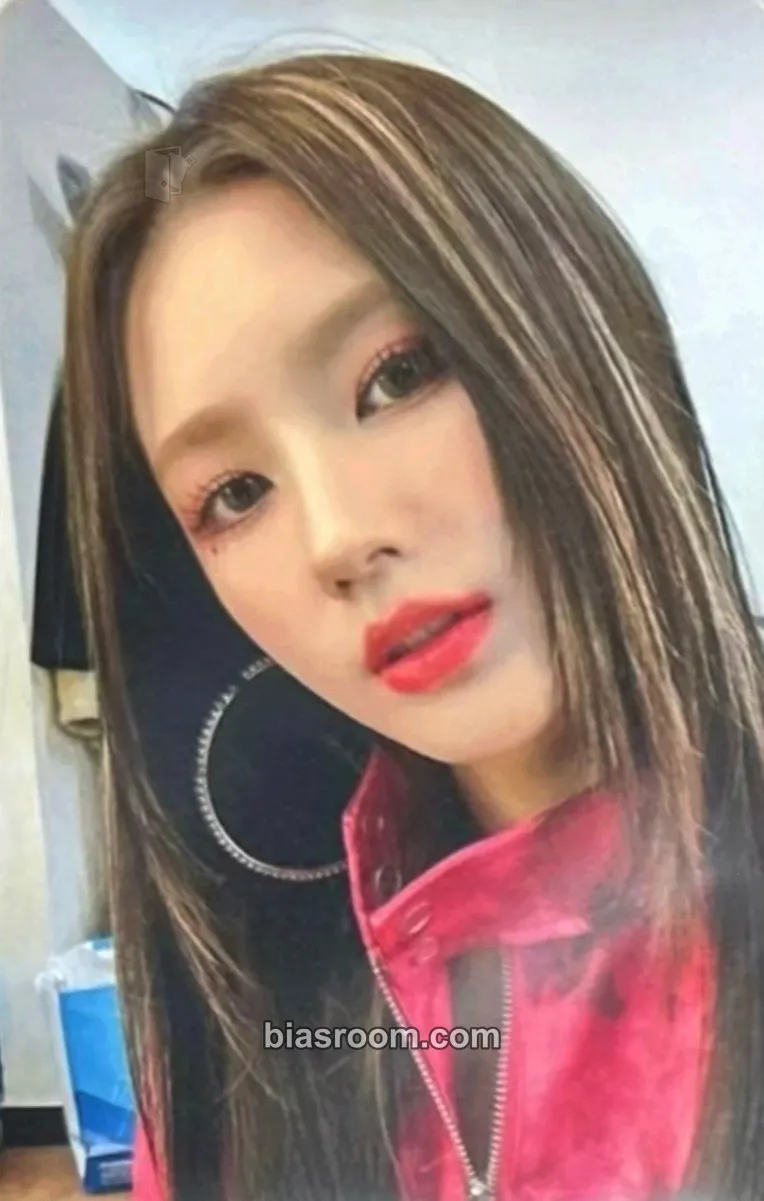 Miyeon I Never Die Photocard - i-dle - i-dle K-pop photocard