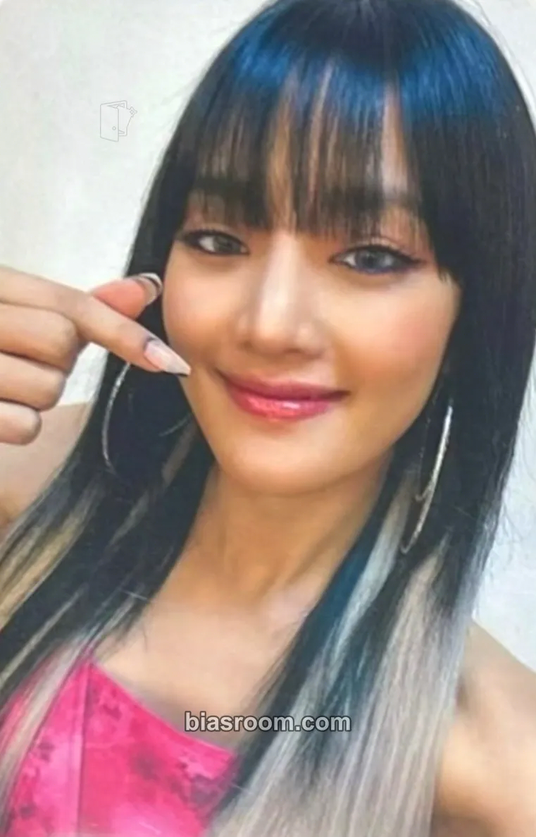 Minnie I Never Die Photocard - i-dle - i-dle K-pop photocard