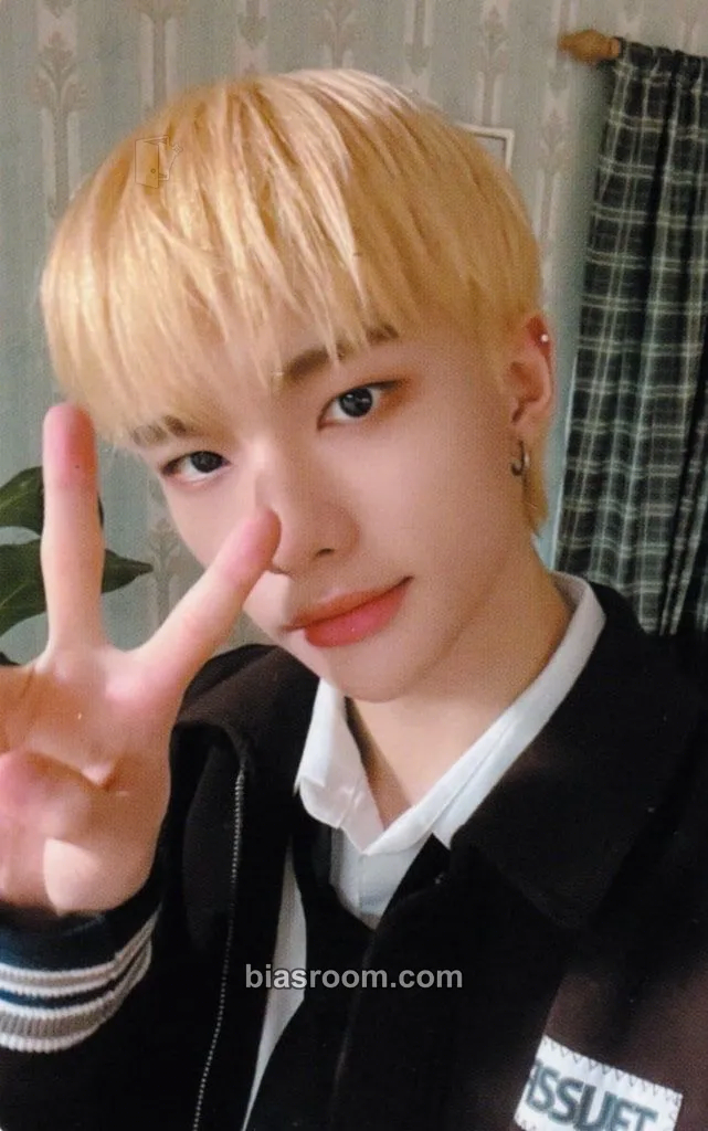 Hyunjin The Sound Photocard - Stray Kids - Stray Kids K-pop photocard