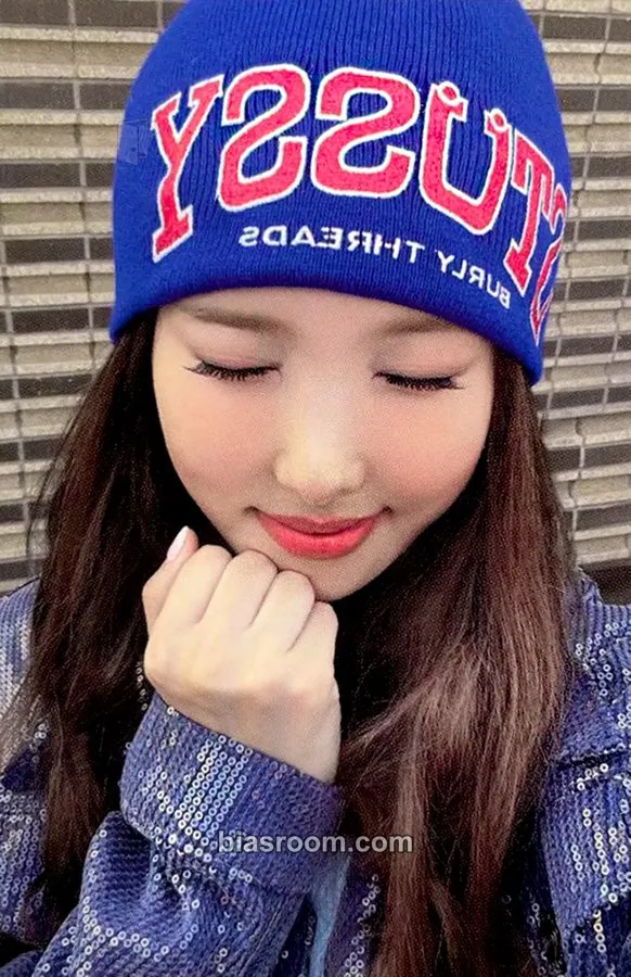 Nayeon STRATEGY Photocard - TWICE - TWICE K-pop photocard