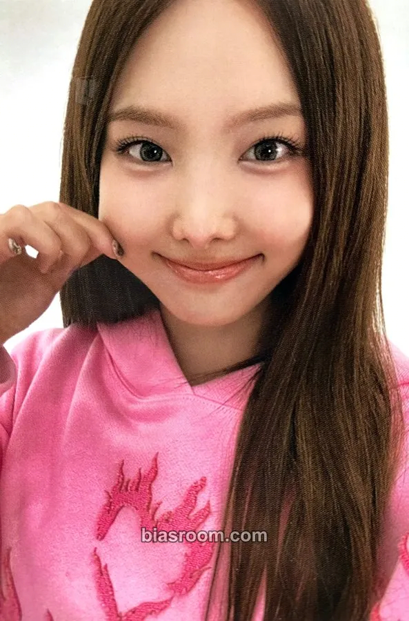 Nayeon STRATEGY Photocard - TWICE - TWICE K-pop photocard