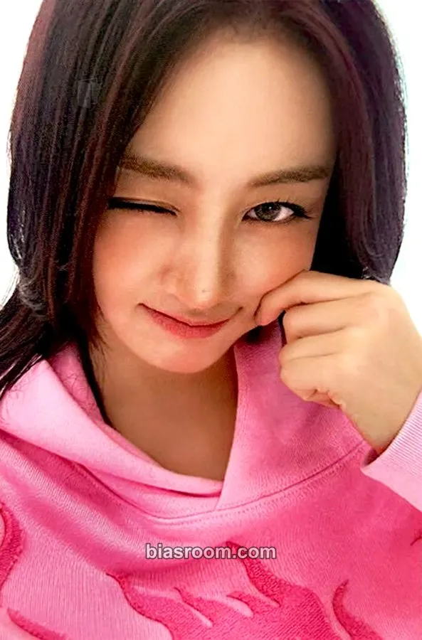 Jihyo STRATEGY Photocard - TWICE - TWICE K-pop photocard