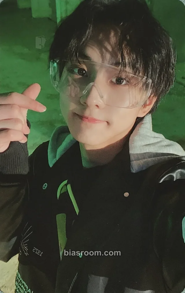 Jungwon ENHYPEN PIECES OF MEMORIES & Memories : STEP 1 K-pop photocard
