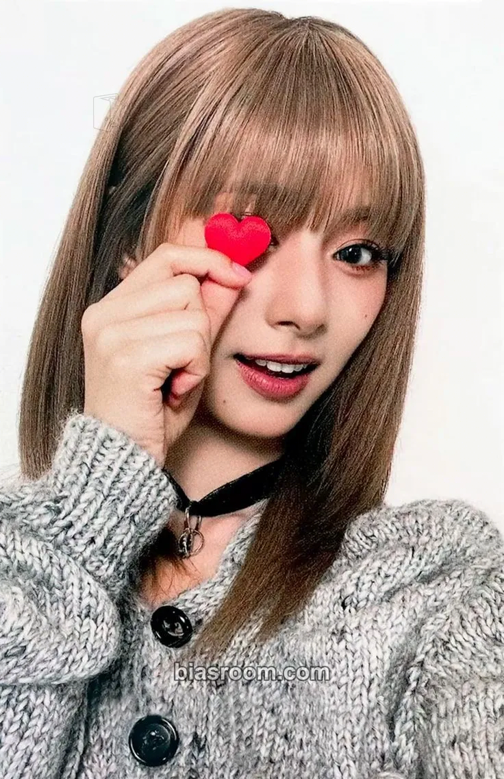 Tzuyu STRATEGY Photocard - TWICE - TWICE K-pop photocard