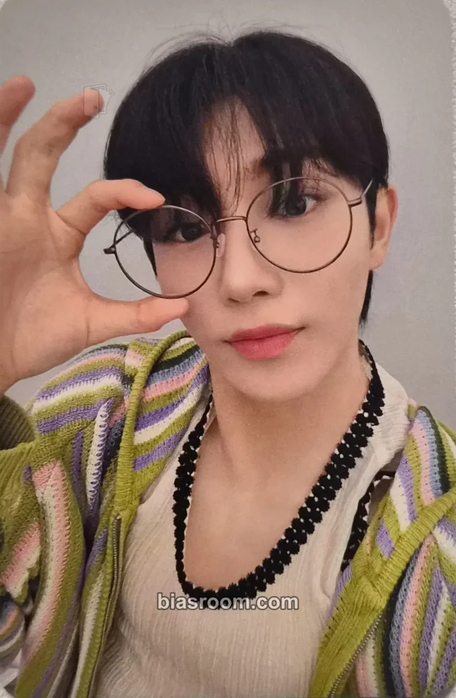 ARrC - Ziwoo - AR^C Album hello82