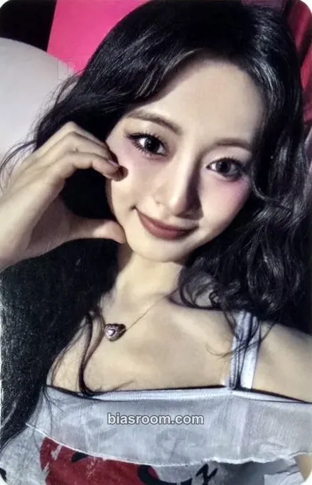 Tzuyu STRATEGY Photocard - TWICE - TWICE K-pop photocard