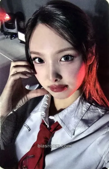 Nayeon STRATEGY Photocard - TWICE - TWICE K-pop photocard