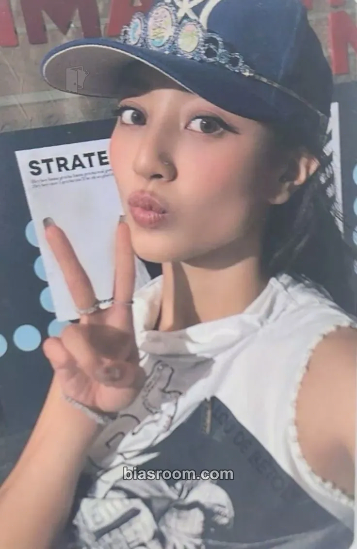 Jihyo STRATEGY Photocard - TWICE - TWICE K-pop photocard