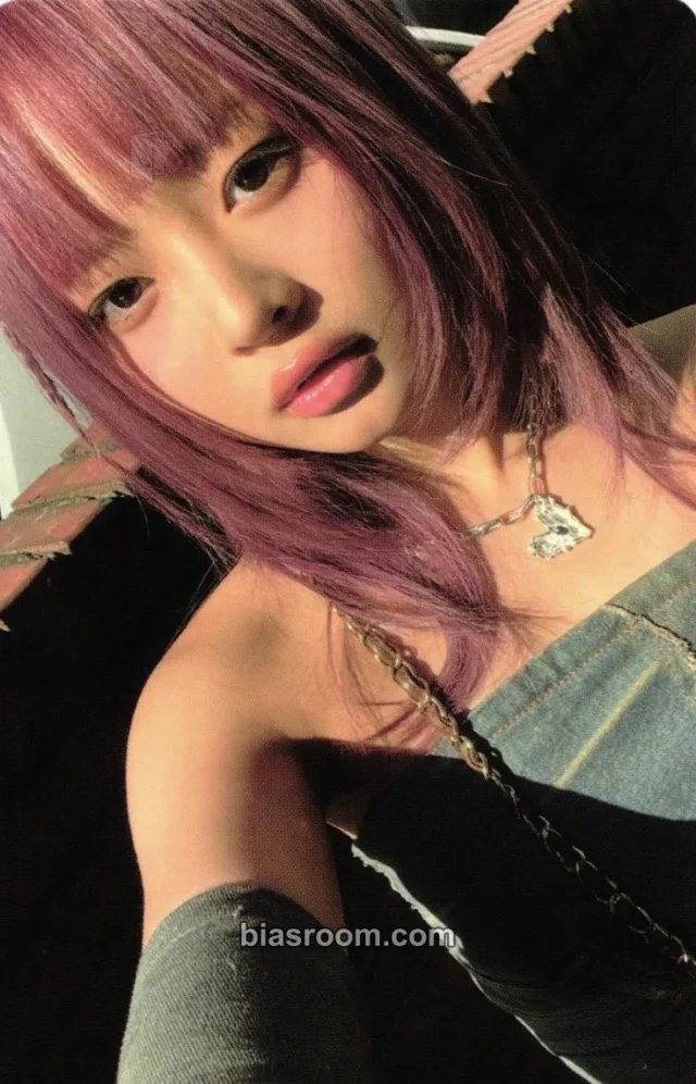 NewJeans - Hanni - OMG Album album photocard hanni version
