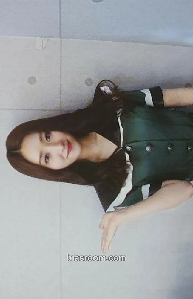 SuA Dreamcatcher 1st Tour "Fly High" Photocard - Dreamcatcher - Dreamcatcher K-pop photocard
