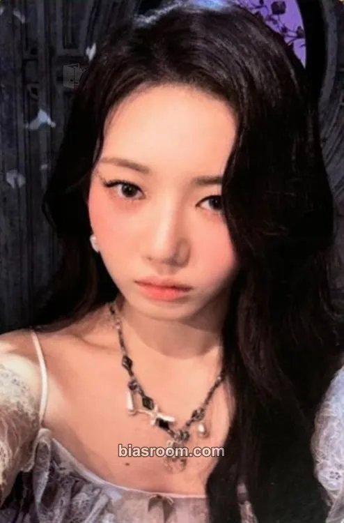 Rora BABYMONS7ER Photocard - BABYMONSTER - BABYMONSTER K-pop photocard