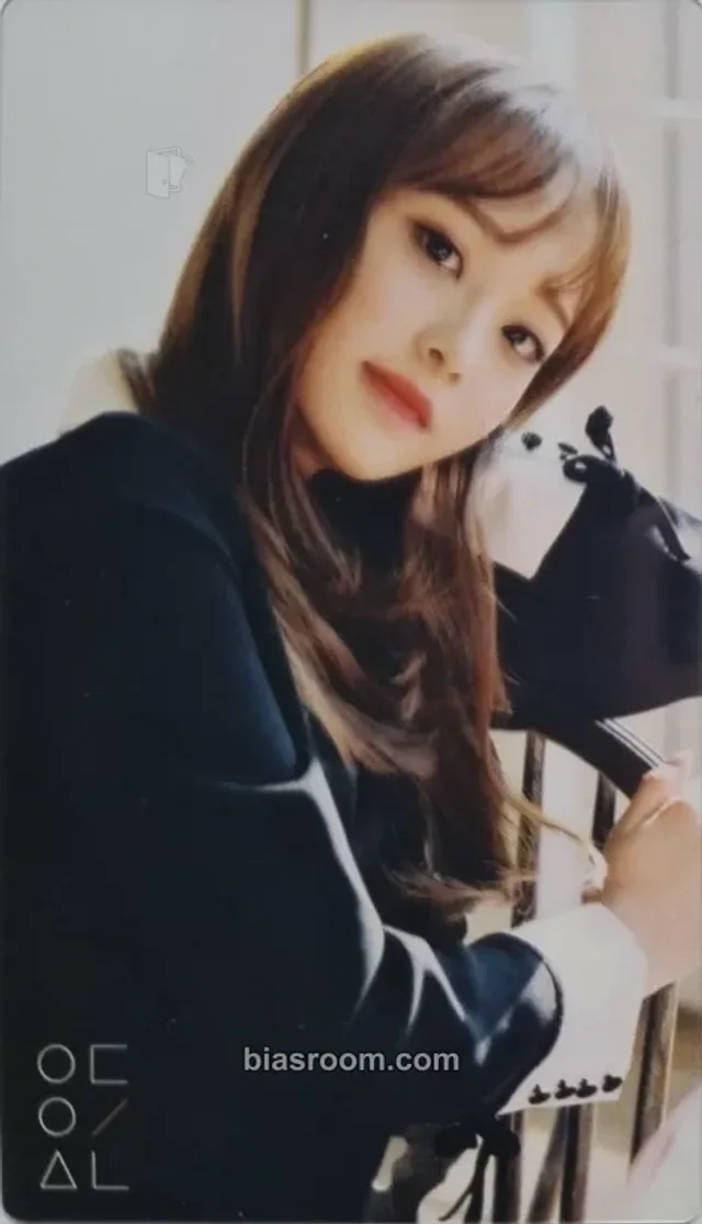 LOONA - Chuu - LOONA Cinema Theory: Up & Line Event photocard set translucent