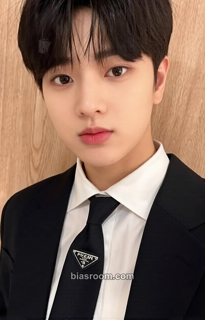 Eunchan SHINING UP Photocard - Tempest - Tempest K-pop photocard