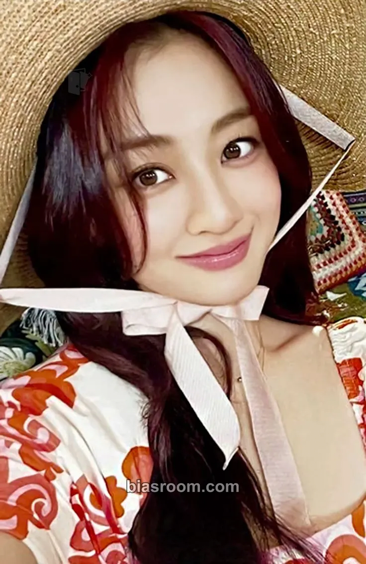 Jihyo #TWICE5 Photocard - TWICE - TWICE K-pop photocard