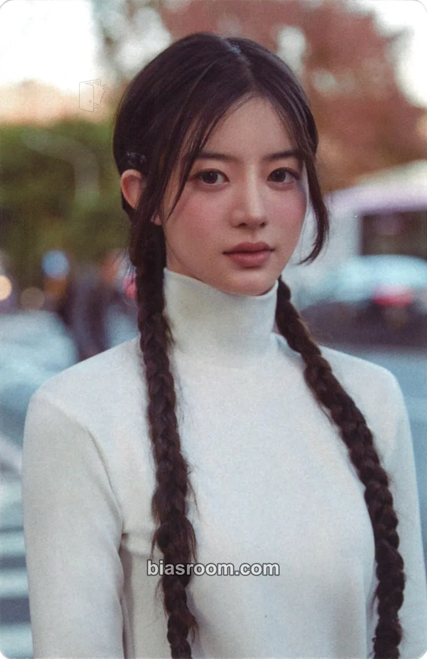 Minju SUPER REAL ME Photocard - ILLIT - ILLIT K-pop photocard