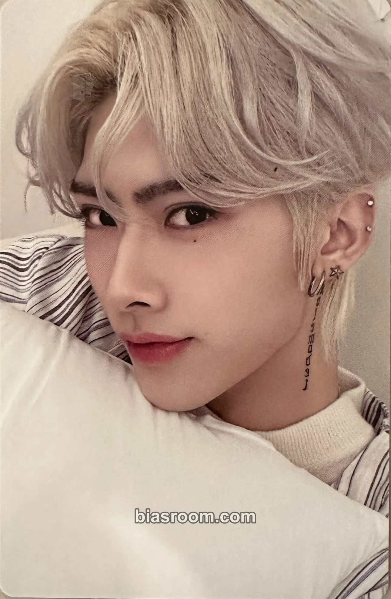 Ricky 2024 Seasons Greetings 'Good Night' Photocard - ZEROBASEONE - ZEROBASEONE K-pop photocard