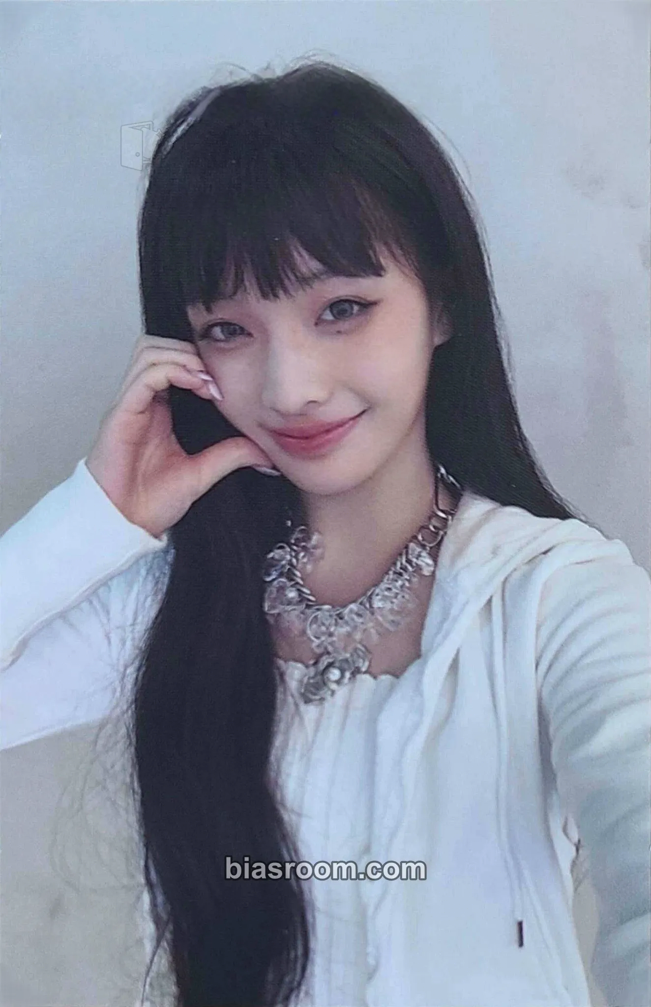Iroha SUPER REAL ME Photocard - ILLIT - ILLIT K-pop photocard