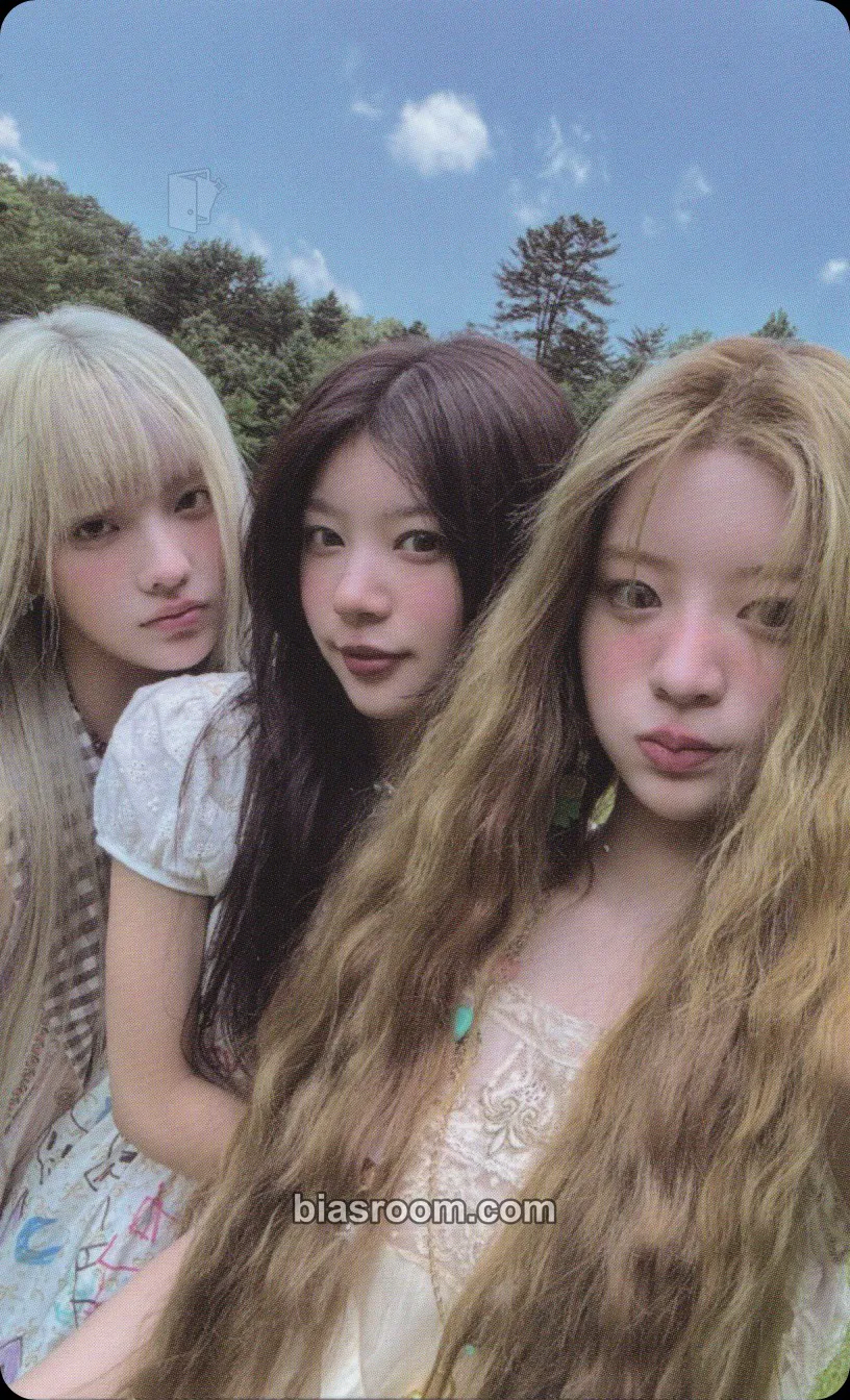 I'LL LIKE YOU Photocard - ILLIT - ILLIT K-pop photocard