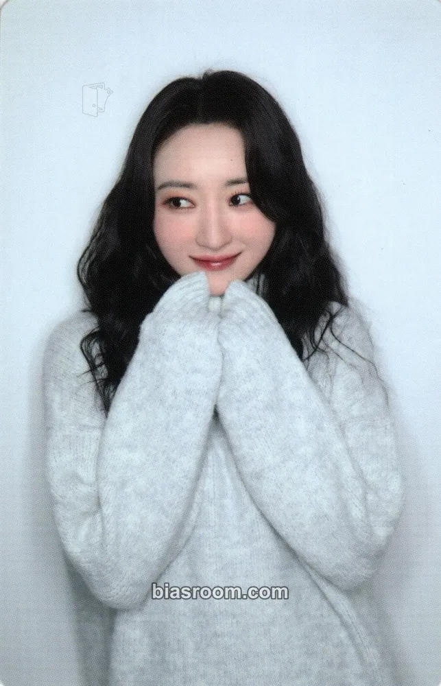 SuA My Christmas Sweet Love Photocard - Dreamcatcher - Dreamcatcher K-pop photocard
