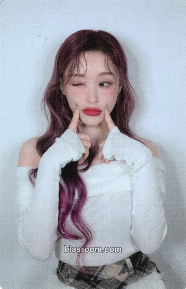 Gahyun My Christmas Sweet Love Photocard - Dreamcatcher - Dreamcatcher K-pop photocard