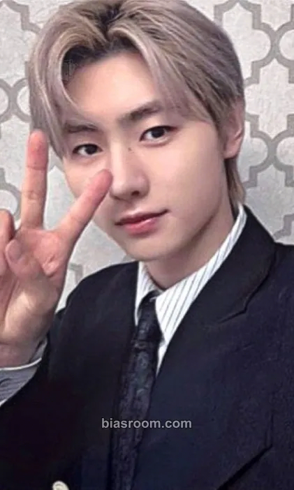 Sunghoon DIMENSION: 閃光 (SENKOU) Photocard - ENHYPEN - ENHYPEN K-pop photocard