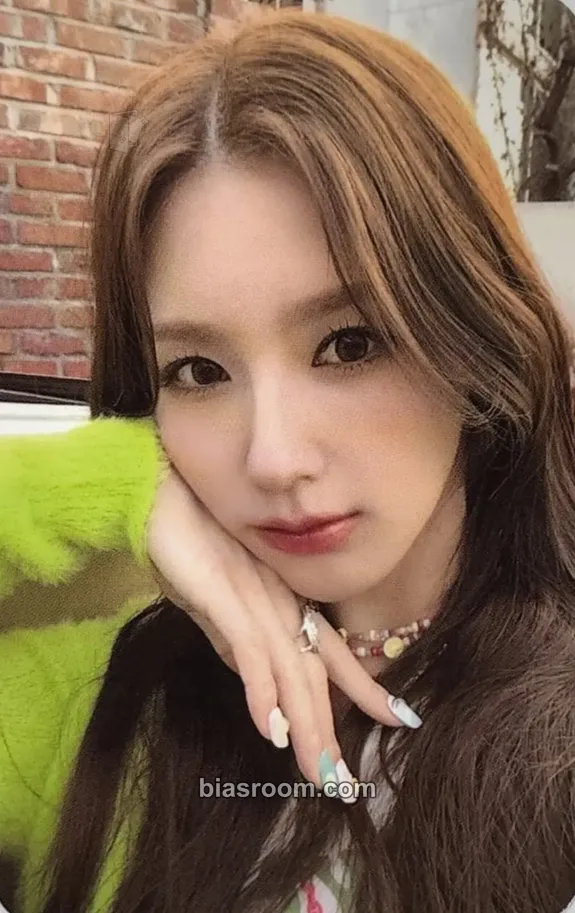Miyeon MY Photocard - i-dle - i-dle K-pop photocard