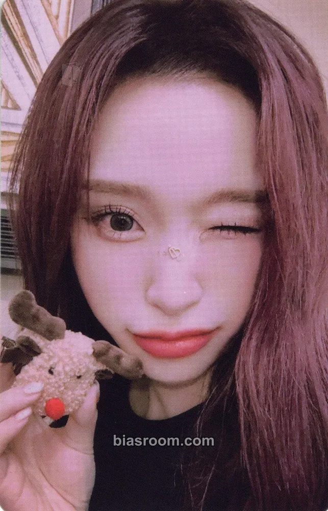 Gahyun My Christmas Sweet Love Photocard - Dreamcatcher - Dreamcatcher K-pop photocard