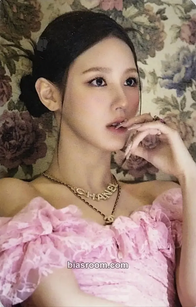 Miyeon MY Photocard - i-dle - i-dle K-pop photocard