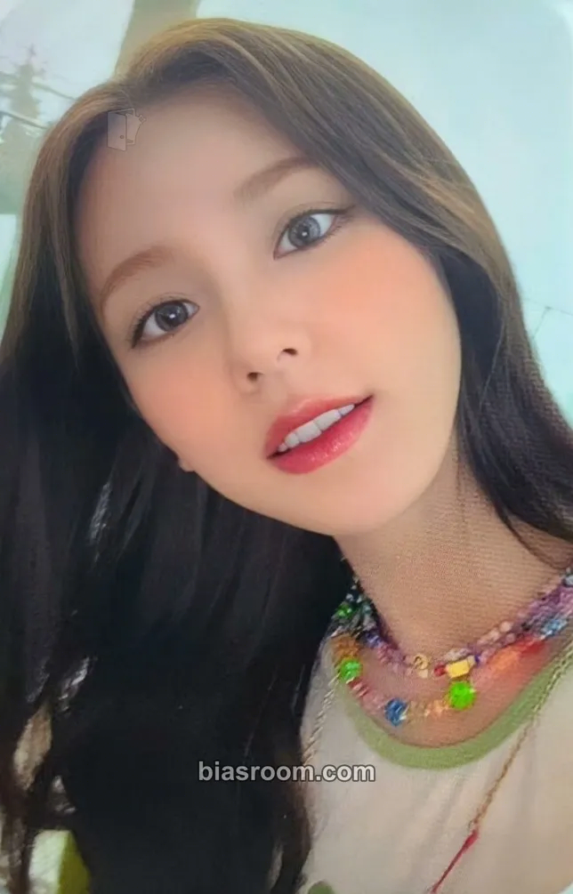 Miyeon MY Photocard - i-dle - i-dle K-pop photocard