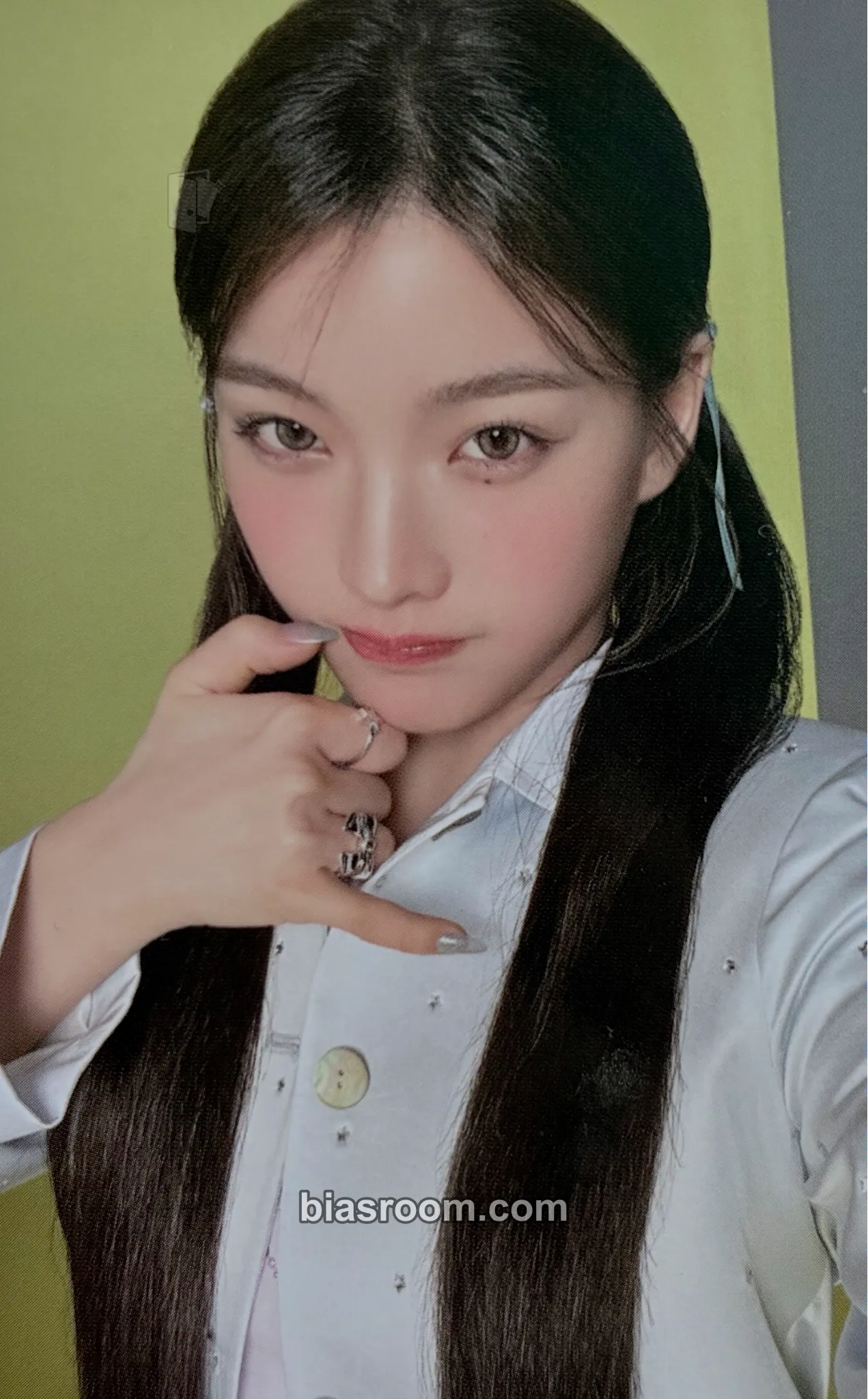 Iroha 2025 GLITTER DAY in SEOUL Photocard - ILLIT - ILLIT K-pop photocard