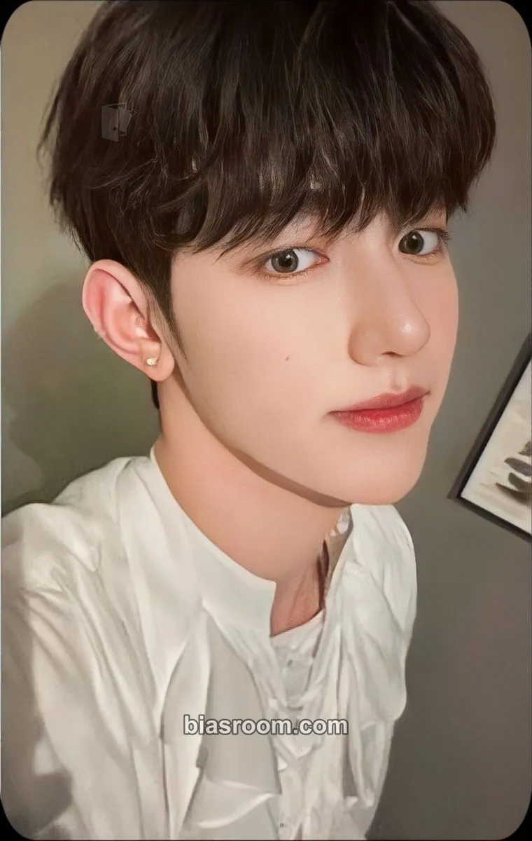 Hao Youth in the Shade Photocard - ZEROBASEONE - ZEROBASEONE K-pop photocard