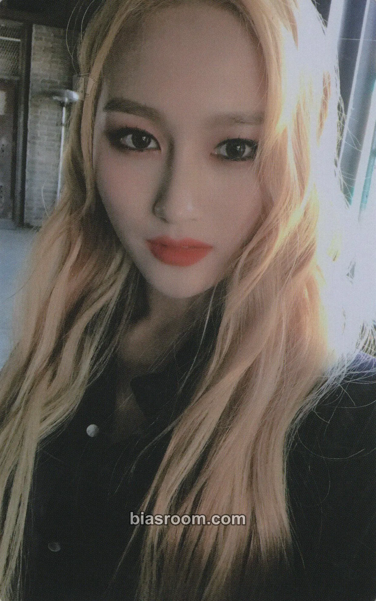Siyeon The End of Nightmare Photocard - Dreamcatcher - Dreamcatcher K-pop photocard
