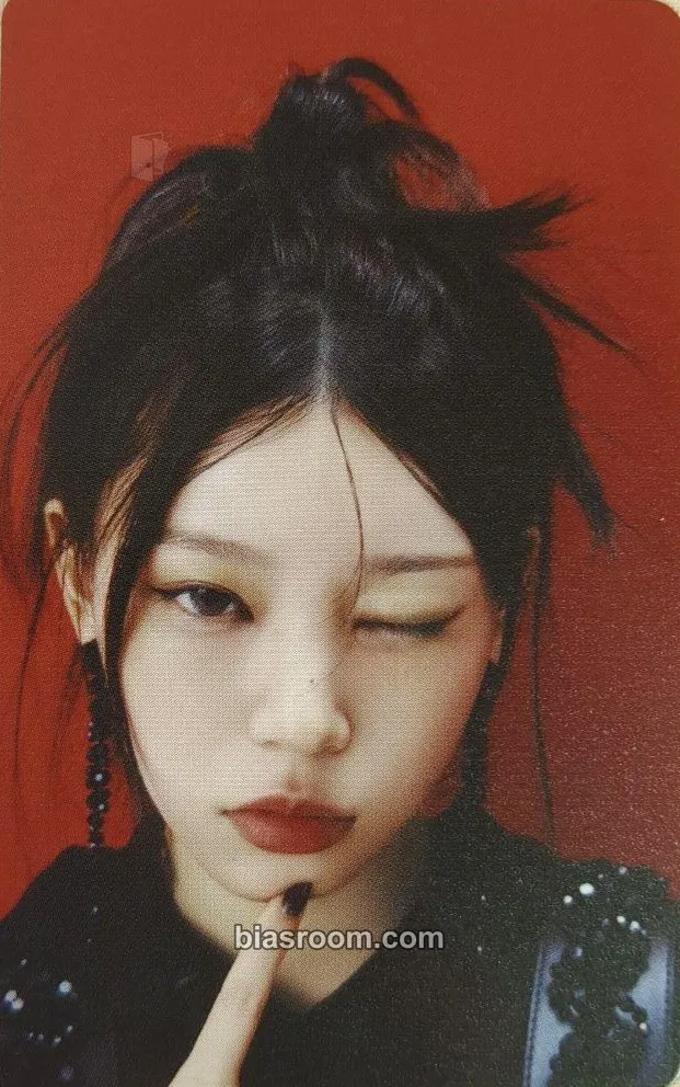 Moka I'LL LIKE YOU Photocard - ILLIT - ILLIT K-pop photocard