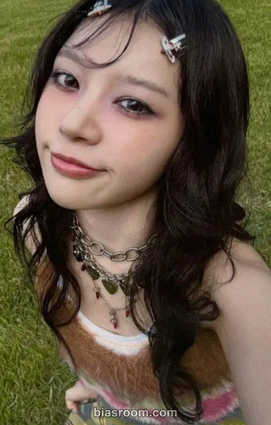 Moka I'LL LIKE YOU Photocard - ILLIT - ILLIT K-pop photocard