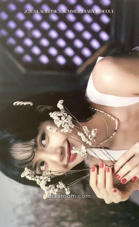 Lisa 2020 BLACKPINK'S SUMMER DIARY IN SEOUL - DVD & KIT VIDEO Photocard - BLACKPINK - BLACKPINK K-pop photocard